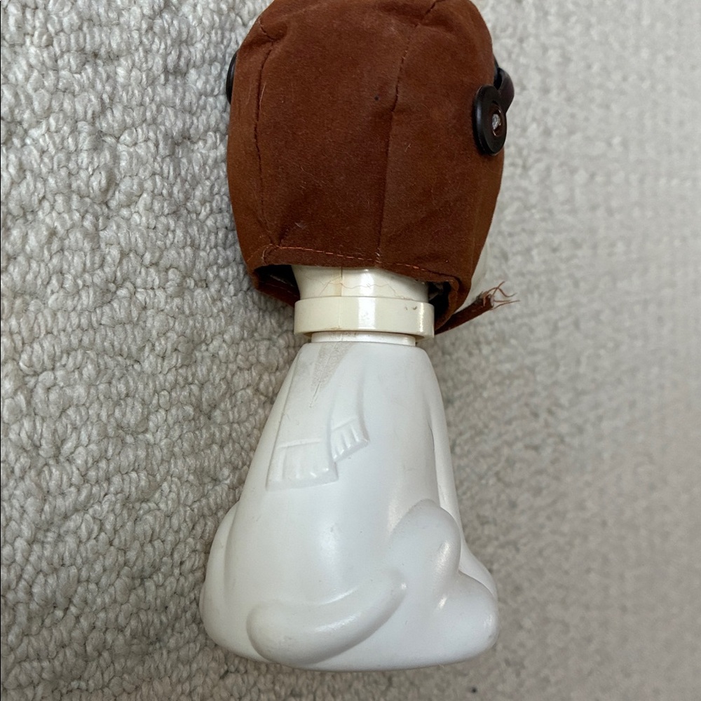 Avon Vintage Snoopy Flying Ace Bubble Bath Bottle 4 fl oz - Picture 7 of 12